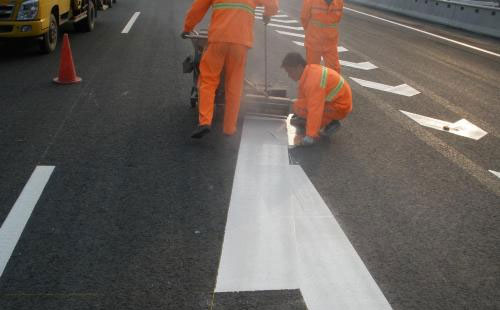 镜铁区丙烯酸标线涂料