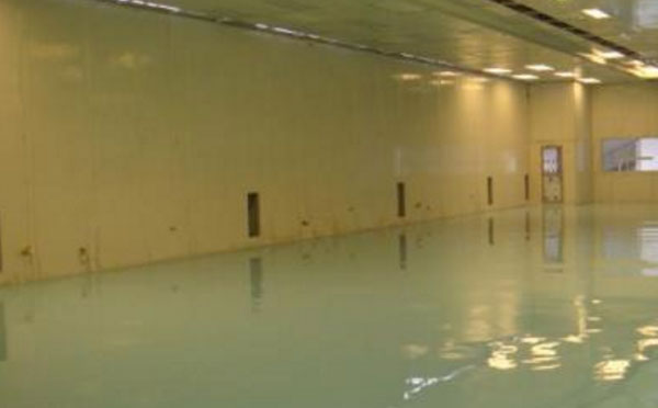 镜铁区自流平环氧地坪中涂